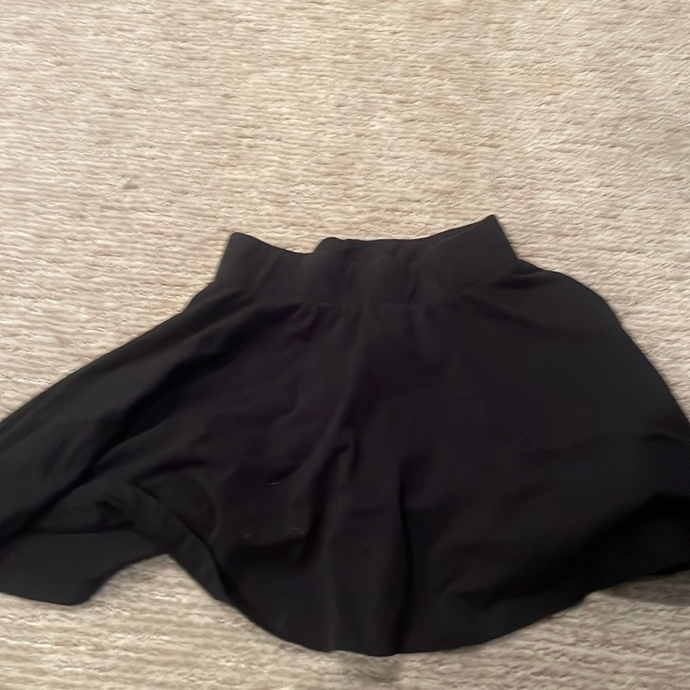 Black 7/8, skirt circle